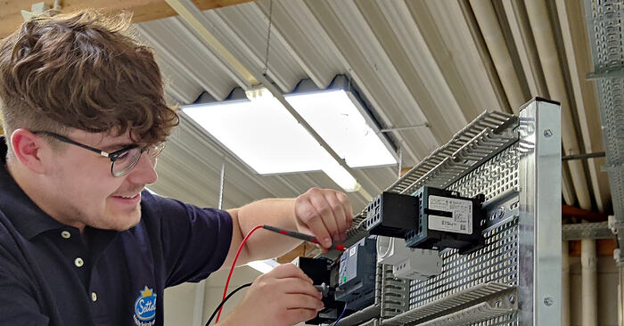 Stellenangebot Elektroniker (m/w/d) in der Region Stuttgart